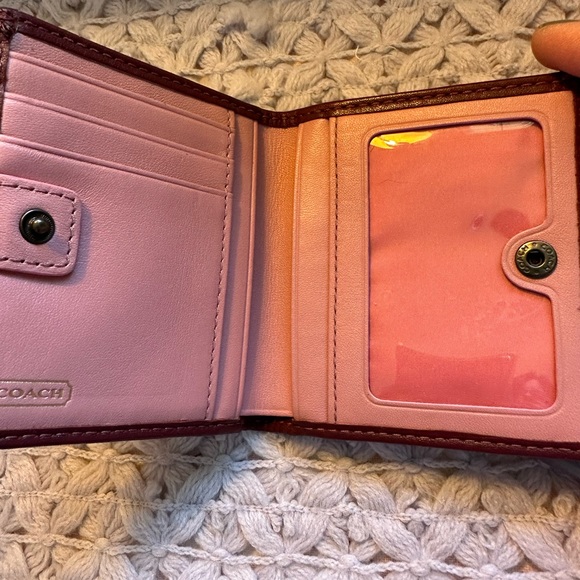 Authentic Coach Signature Satin & Leather Wallet in Beautiful Burgundy & Pink! - Picture 3 of 10